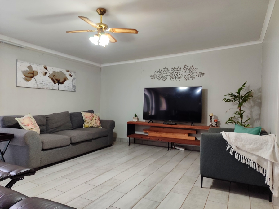 4 Bedroom Property for Sale in Irene Park North West